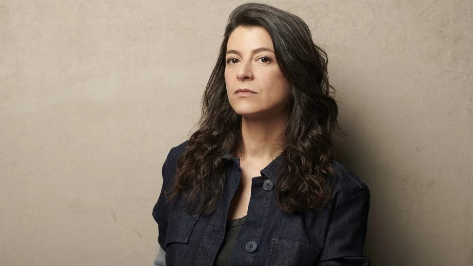 SAMANTA SCHWEBLIN. Cuando lo “raro”desestabiliza la realidad.