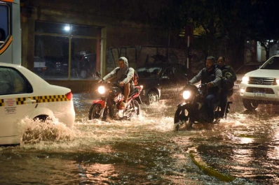 Inundaciones: detectaron 31 puntos críticos en barrios de la capital