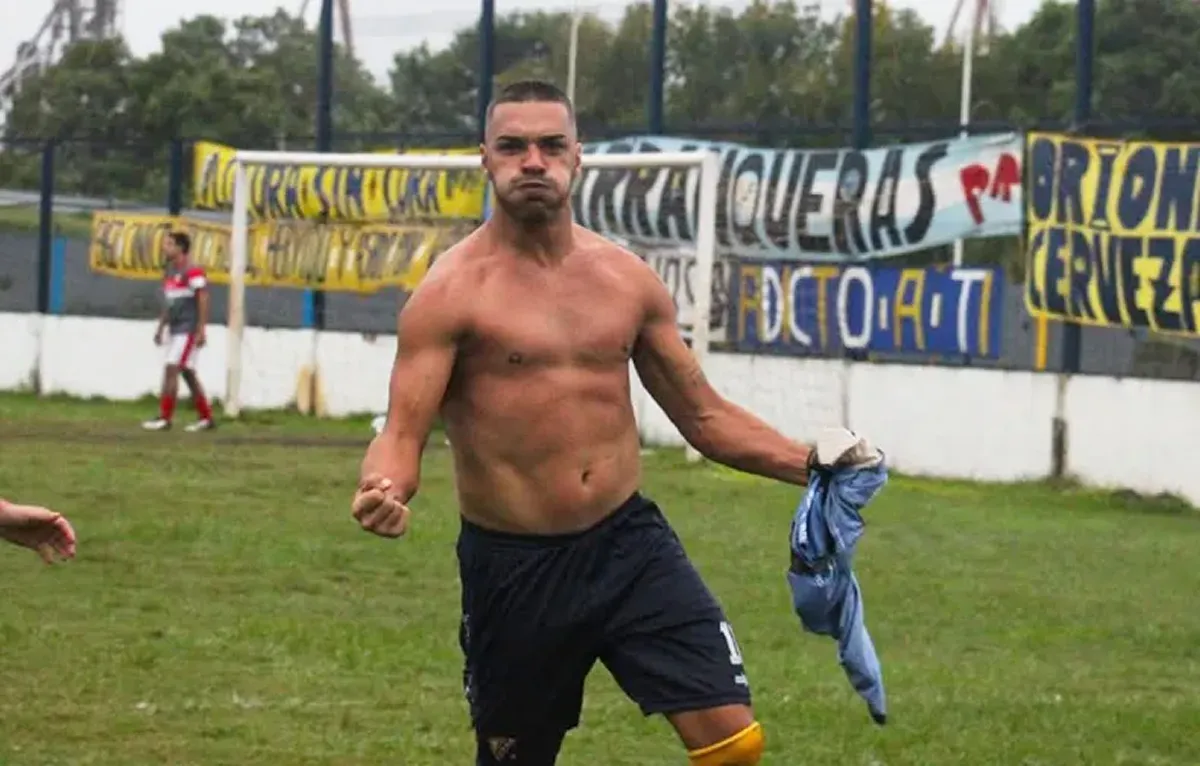 Impactante: un futbolista murió en pleno partido en Chaco