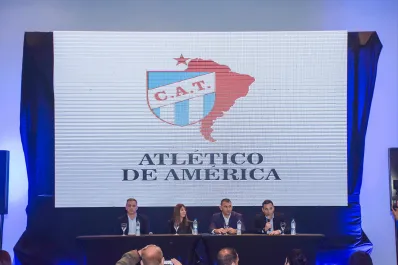 Atlético de América, con Leito a la cabeza, presentó en sociedad la lista para seguir al mando del club