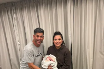 Francesca vino con la copa bajo el brazo, la emoción de la tucumana Sofía Ahumada, pareja de Sergio Gómez