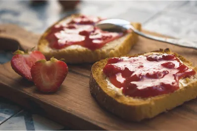 Un estudio reveló el alimento que debería reemplazar el pan en el desayuno