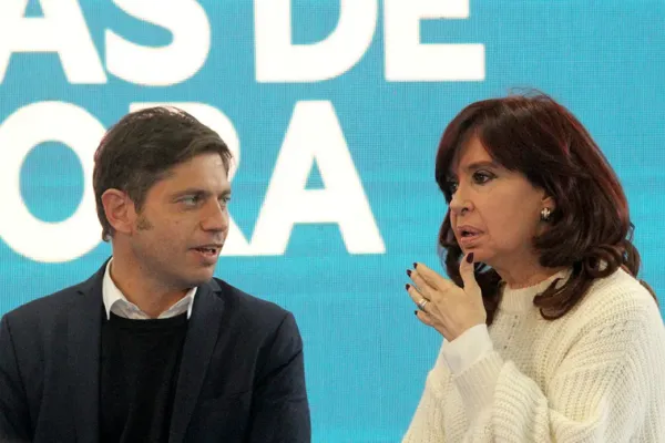 Cristina Kirchner y Axel Kicillof mantuvieron un diálogo telefónico