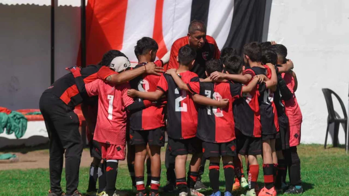 “Mi hijo en Newell’s no juega más”, aseguró el padre de uno de los niños sancionados