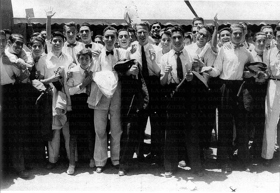Recuerdos fotográficos: “Sinsaquismo”, una lucha ganada contra el calor