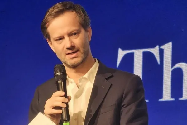 Axel Kaiser: “La gente está mejorando porque se está gastando menos”