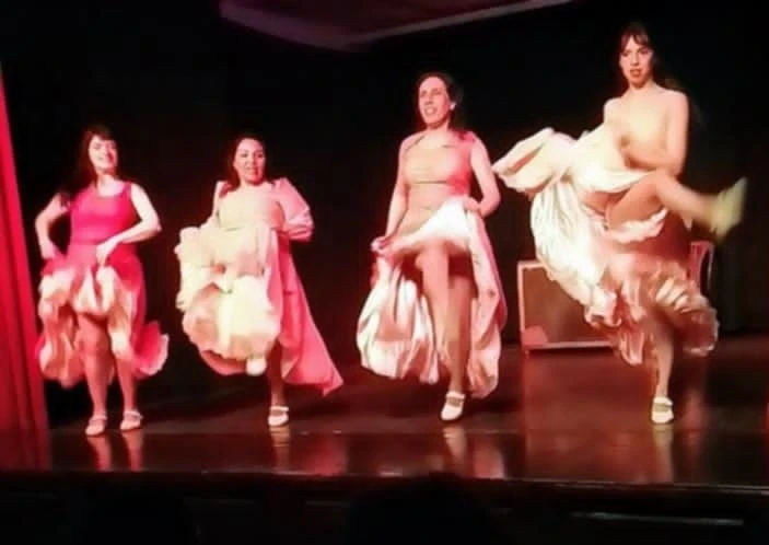 “Señoras y señoritas” desafían los arquetipos