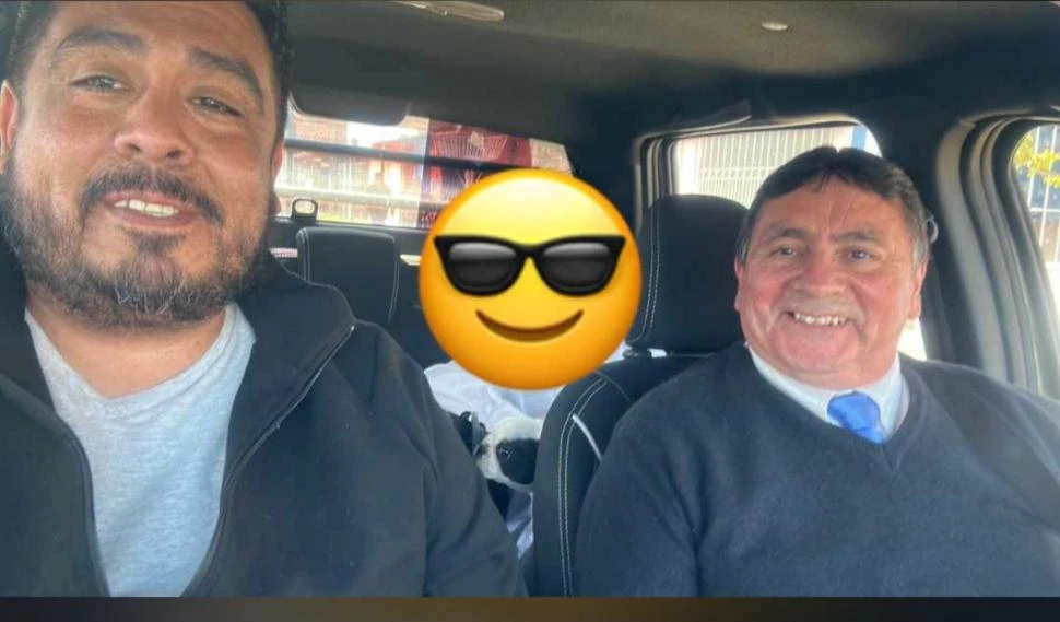 OTROS TIEMPOS. Roque “Chipi” Giménez en una selfie con el intendente Luis Campos. 