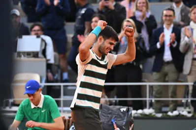 Carlos Alcaraz y Jannik Sinner protagonizaron la final más larga de la historia de Roland Garros