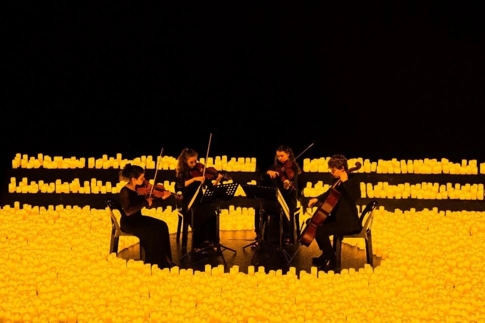 MINIMALISTA E ÍNTIMO. La propuesta global de los recitales Candlelight apuntan a lograr una conexión particular entre los músicos y el público.