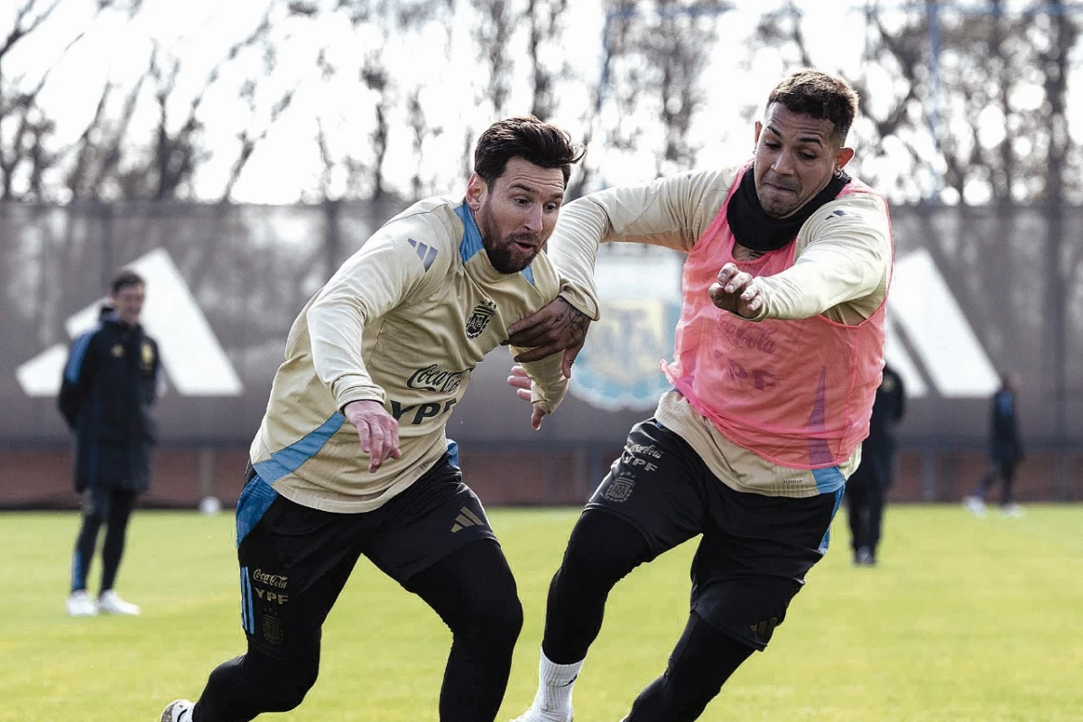DOMINIO. Que Messi esté fino con el balón es garantía de éxito, pero sobre todo la confianza crece entre sus compañeros.