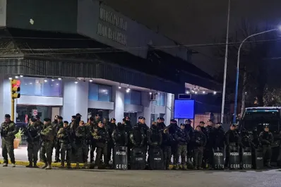 Allanan la casa del intendente Campos y de un funcionario