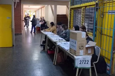 Legislativas en Misiones: Passalacqua se adjudicó la victoria del oficialismo sobre el candidato libertario