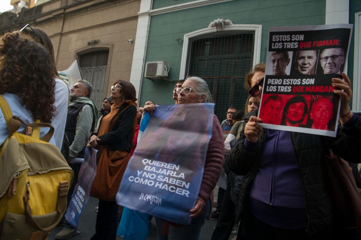 Militantes tucumanos se movilizaron en rechazo al fallo contra Cristina Kirchner