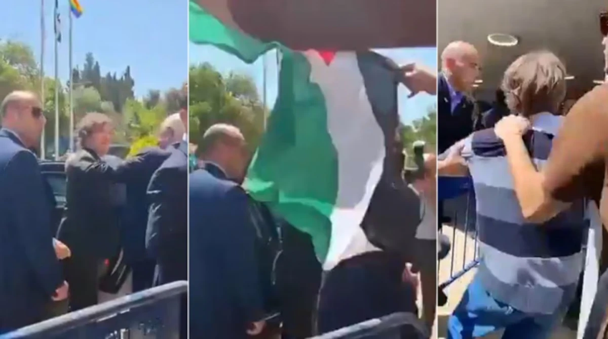 Tensión en Israel: un hombre la bandera de Palestina intentó agredir a Javier Milei
