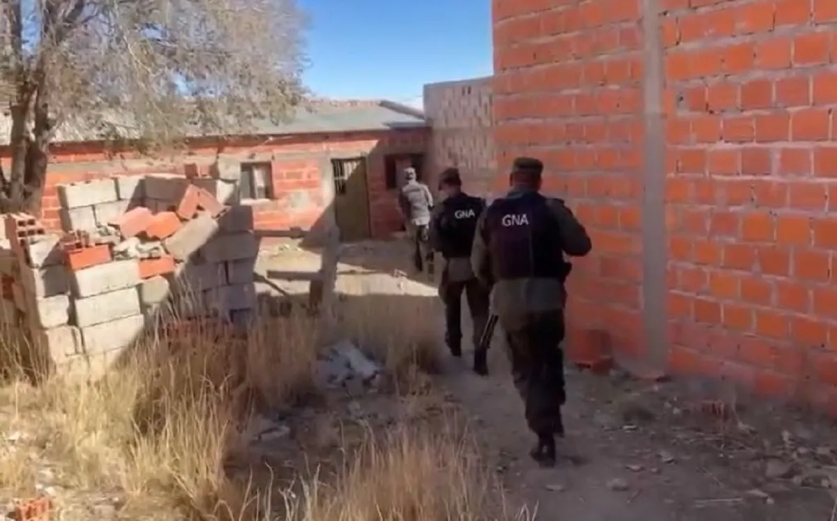 Secuestran 97 kilos de cocaína en un operativo vial