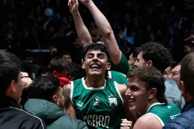 Ginóbili destacó el triple del tucumano Emiliano Lezcano: Nunca vi nada igual...