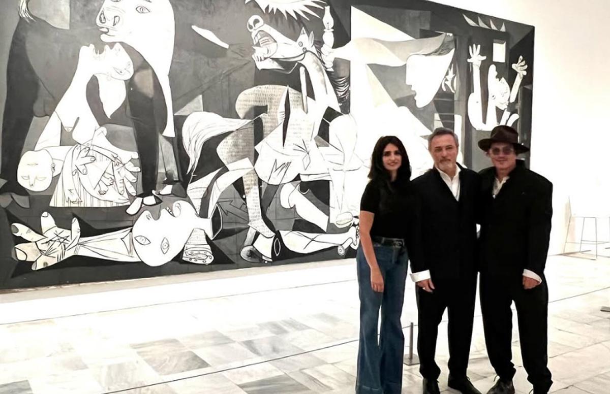 Quién es el argentino que paseó con Johnny Depp y Penélope Cruz esta semana