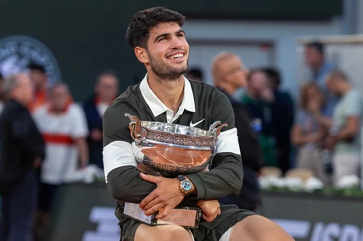 Carlos Alcaraz vuelve recargado en Queen’s tras su hazaña en Roland Garros