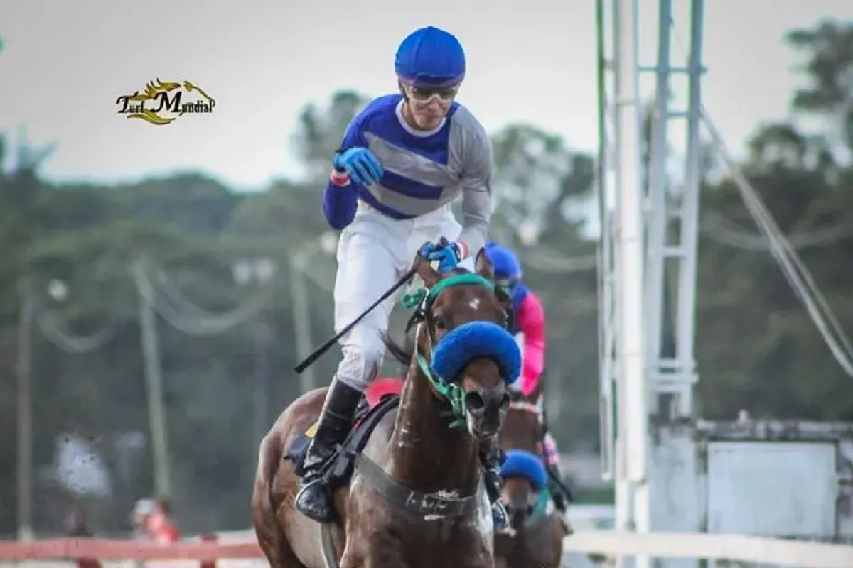 VA POR MÁS. El potrillo Chaplín tendrá en su montura al ascendente jinete Francisco Brito.