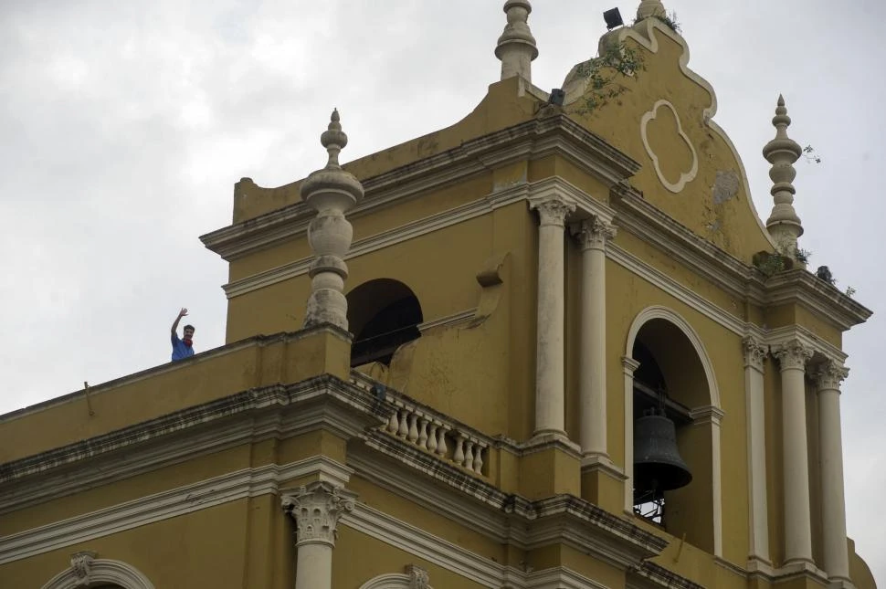 MEMORABLE. El concierto de campanas del 24 de septiembre de 1981 hizo que la plaza viviera una fiesta.