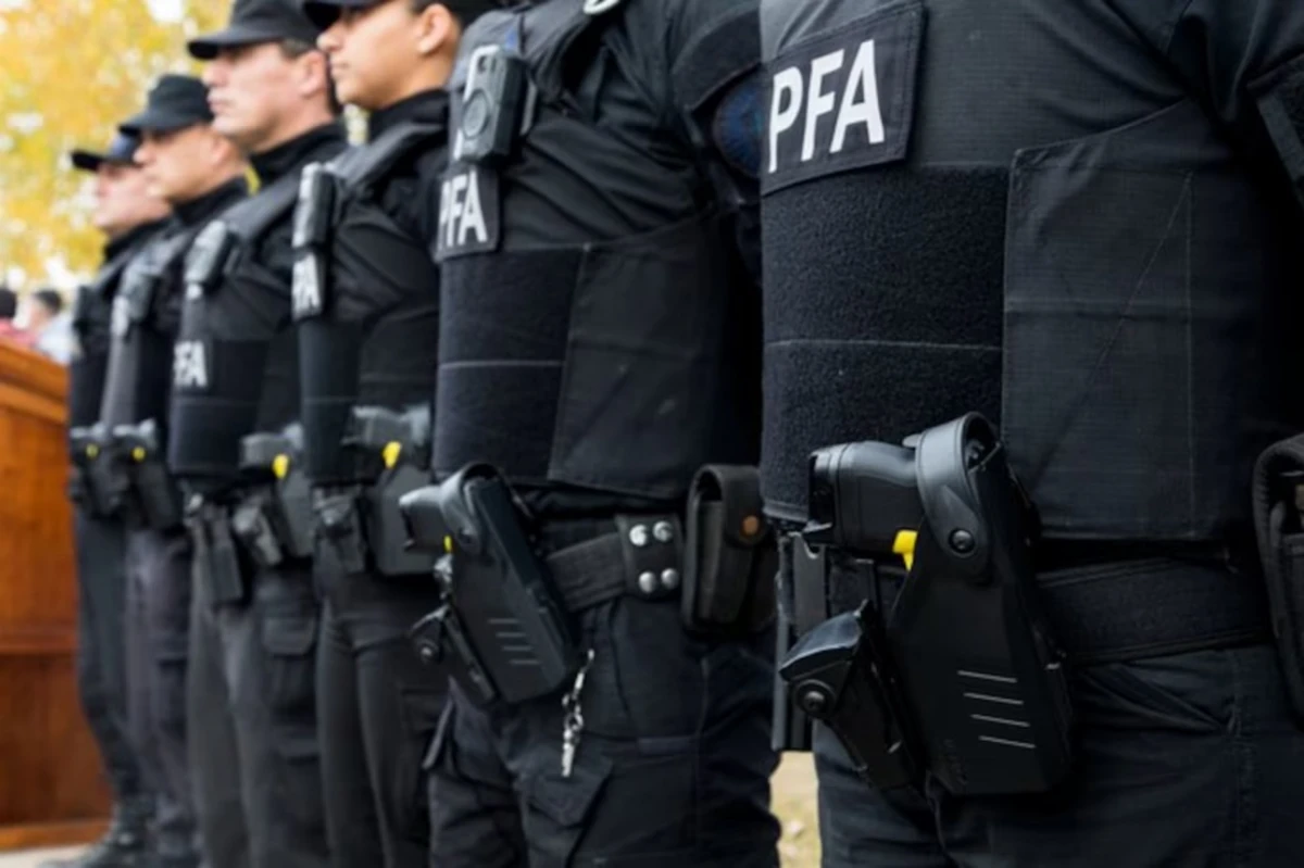 Milei y Bullrich anunciarán cambios en la Policía Federal: más autonomía, nuevos criterios y foco en delitos complejos