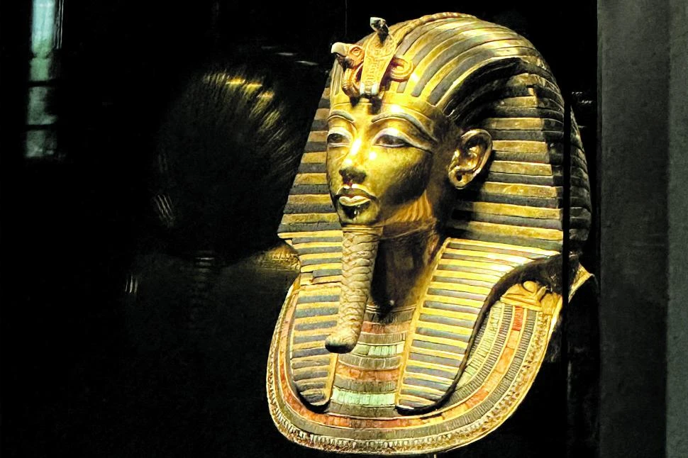 NUEVO DESTINO. La célebre máscara formará parte del Gran Museo, un megaproyecto de U$S 1.000 millones situado al oeste de El Cairo. afp