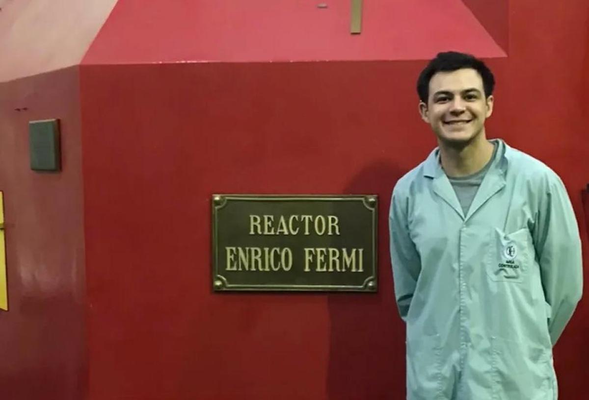 SU MOMENTO MÁS EMOTIVO. En el Reactor Enrico Fermi, Leandro vivió en directo el efecto Cherenkov, algo que conocía sólo en teoría. / CORTESÍA LEANDRO CORONEL