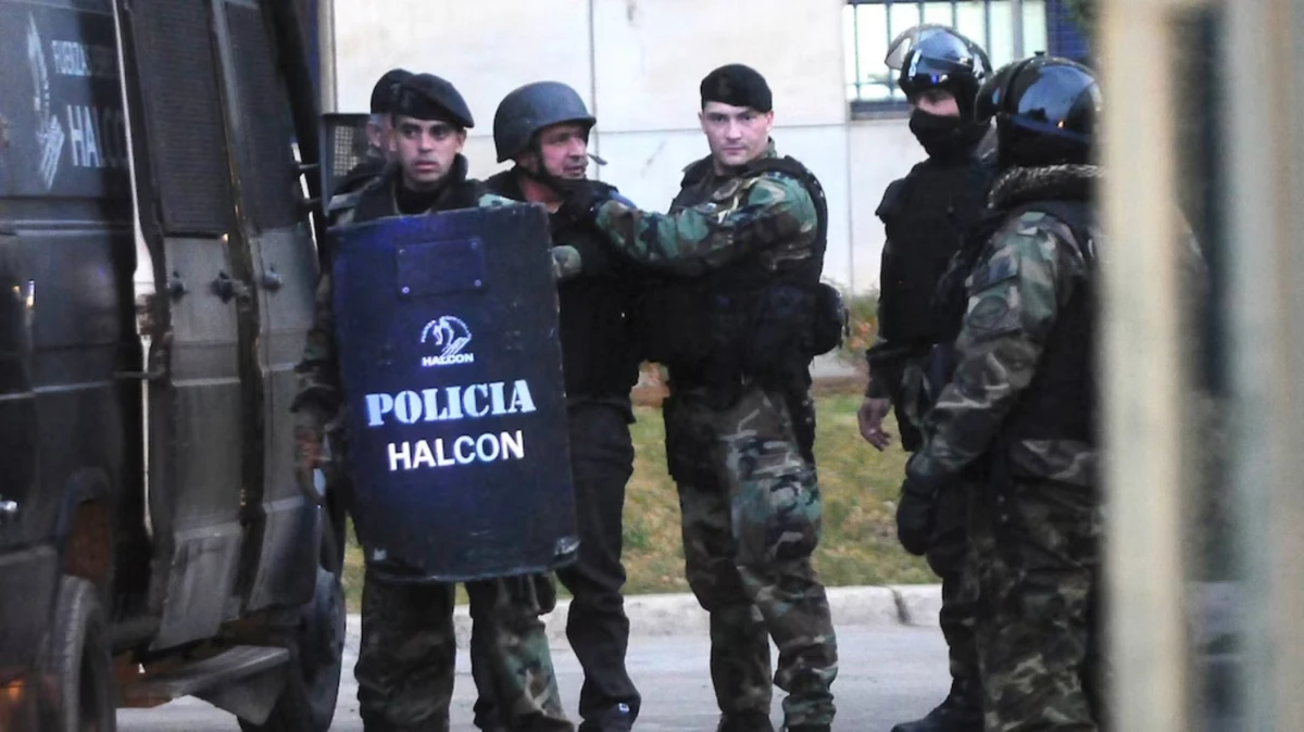 Vialidad: el tucumano José López se entregó a la Justicia tras el fallo de la Corte Suprema