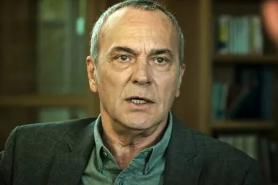 Un drama familiar llevó a José Coronado a ser tendencia mundial: la serie española que nadie puede dejar de ver