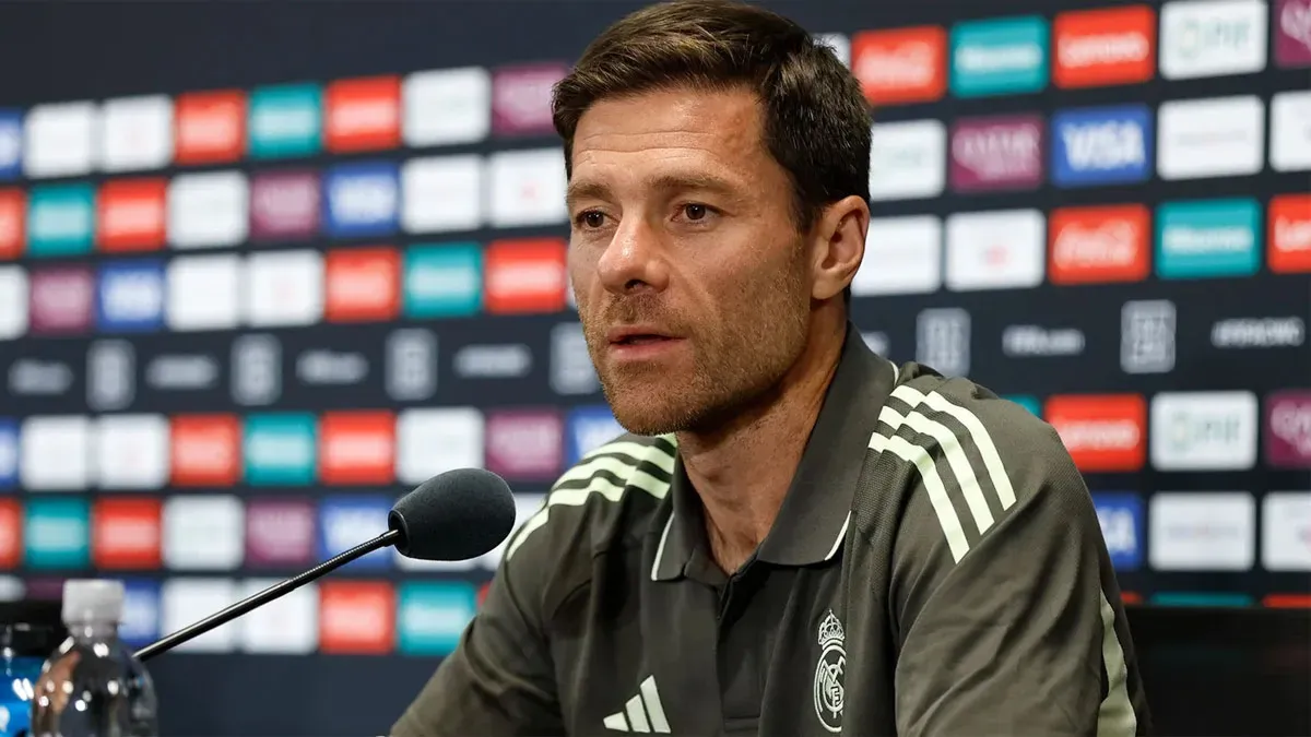 Xabi Alonso habló de la llegada de Mastantuono a Real Madrid: “Me sorprendió”