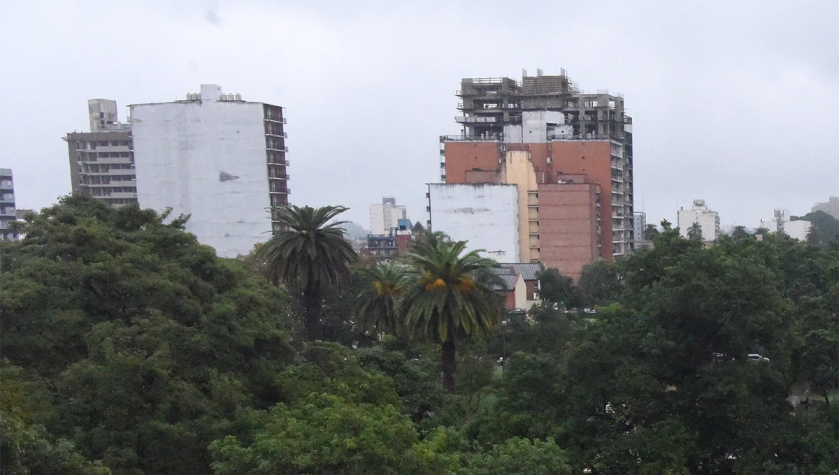 MAÑANA NUBOSA. El pronóstico sostiene que el cielo podría despejarse durante la tarde. 