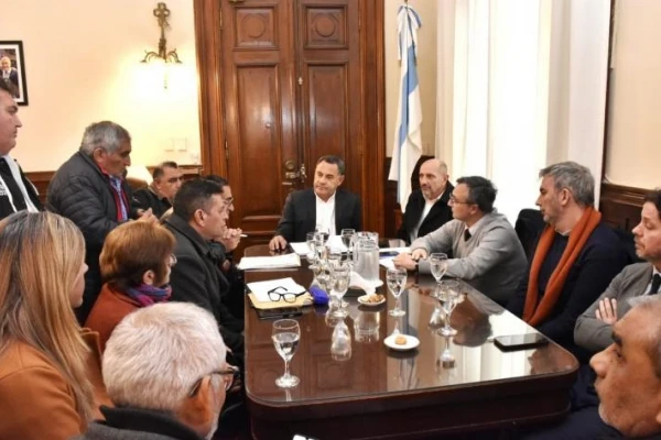 Estatales valoran la estabilidad, pero alertan sobre la situación salarial