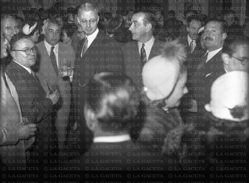 Recuerdos fotográficos: 1951: el embajador de EEUU, de visita en el hotel Savoy
