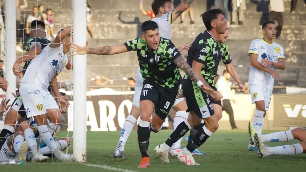 CONOCE LA CATEGORÍA. Spetale jugó la Primera Nacional para Nueva Chicago y Gimnasia de Mendoza.