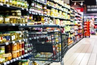 La suba del dólar disparó los precios en los supermercados