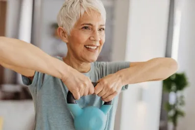 ¿Cuál es el mejor ejercicio para ganar masa muscular después de los 60 años?