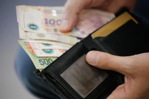 Actualizaron el Salario Mínimo, Vital y Móvil: en cuánto queda a partir de julio 2025