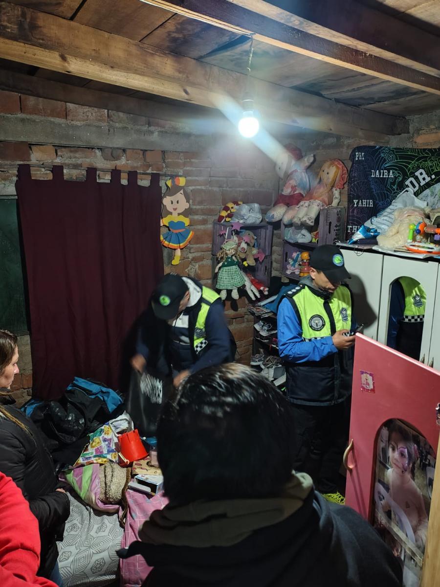 Allanamiento de la Policía, en Los Pizarro. 