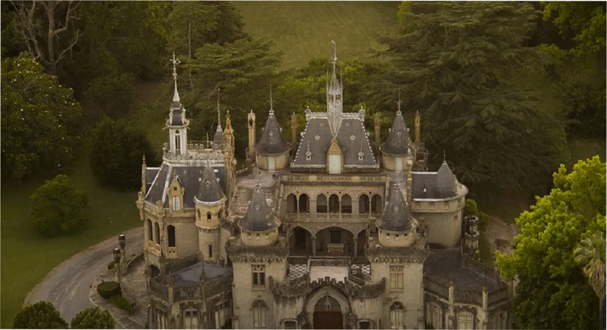 El Castillo de Naveira, una etsuctura fascinante y enigmática.