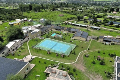 El lote de las cabañas en La Quebradita, en litigio desde hace años