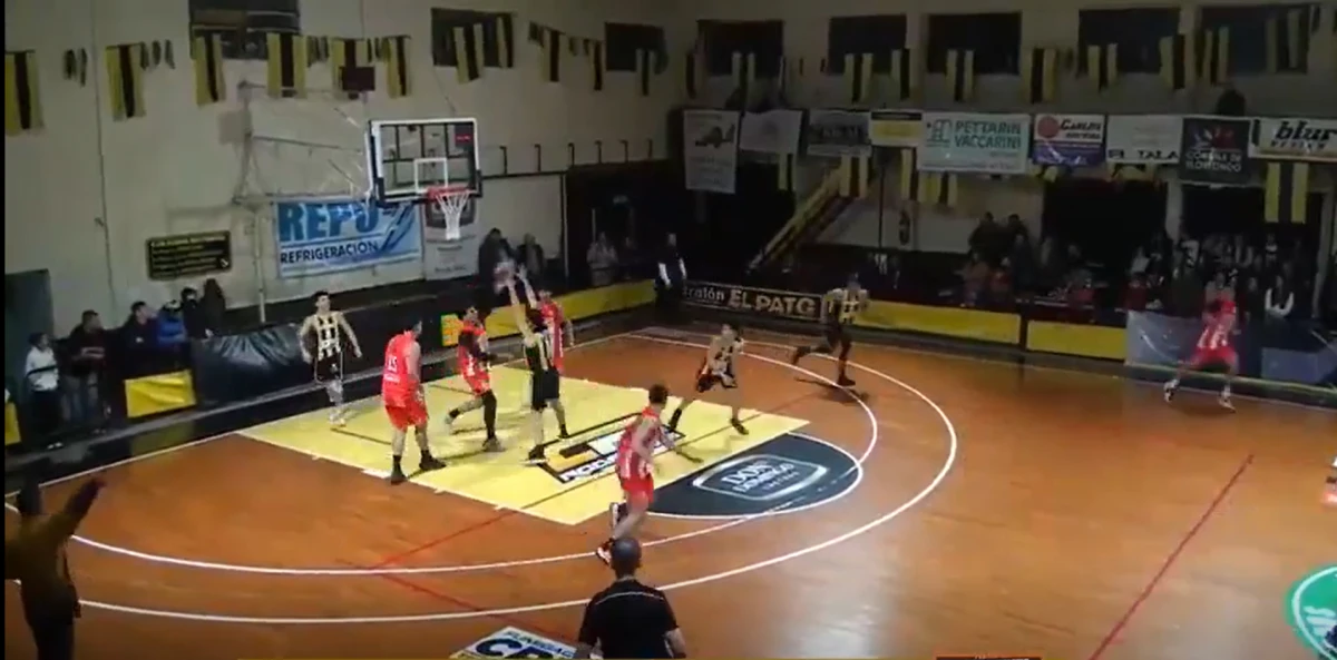 Agustín Najul convirtió un triple de aro a aro en la Liga Venadense.