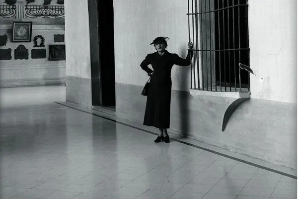 Recuerdos fotográficos: Berta Singerman en la Casa Histórica de los años 30