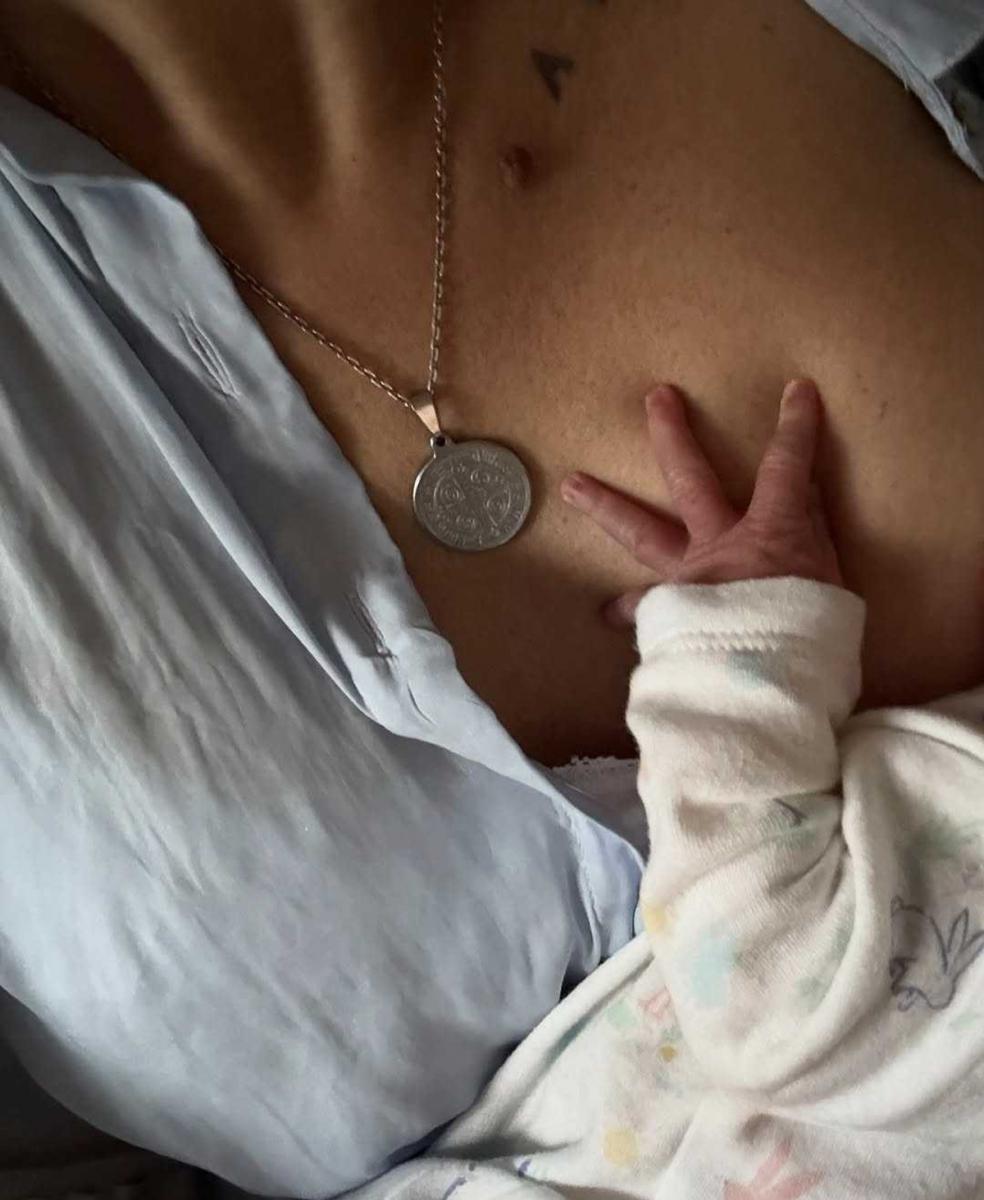 Jimena Barón fue mamá nuevamente y mostró las primeras fotos de Arturo