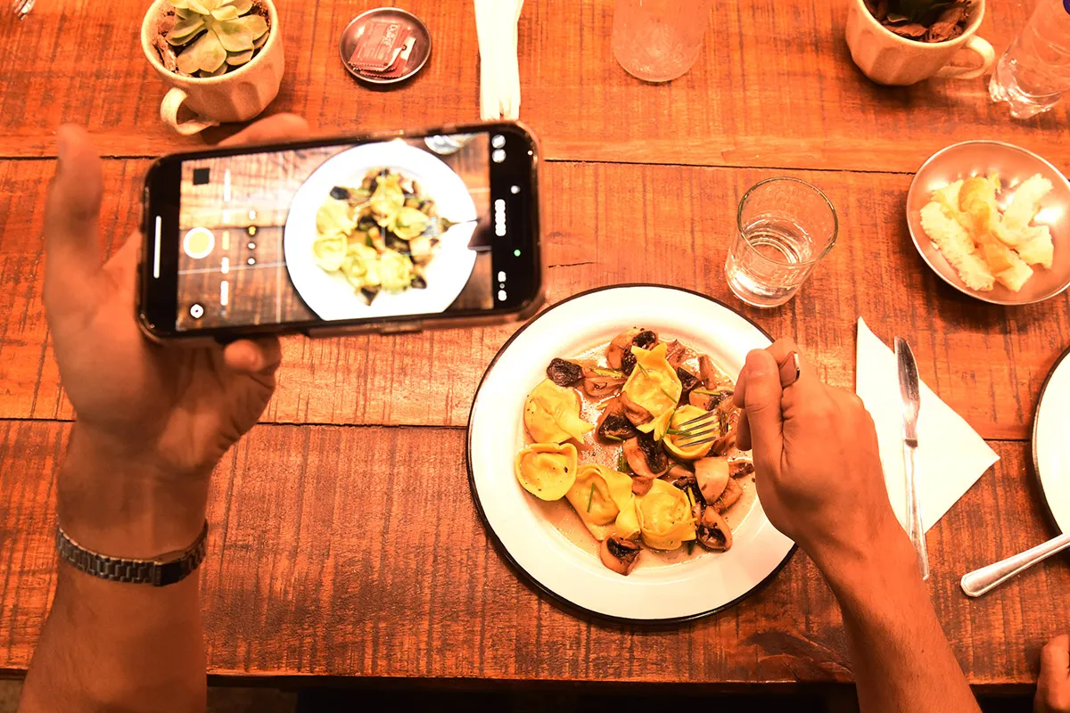 Críticos gastronómicos en redes: los aplausos en público y las críticas en privado