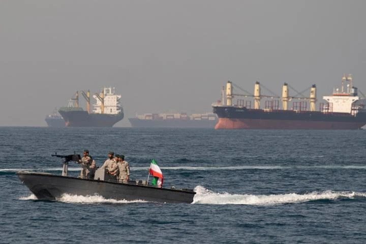 ESTRATÉGICO. Por Ormuz pasa el 20% del tráfico de petróleo crudo.