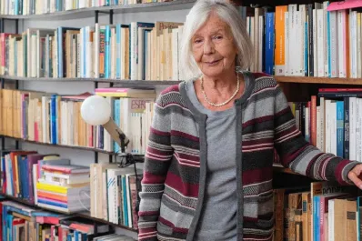 Conflicto por la herencia de Beatriz Sarlo: el encargado del edificio reclama su departamento