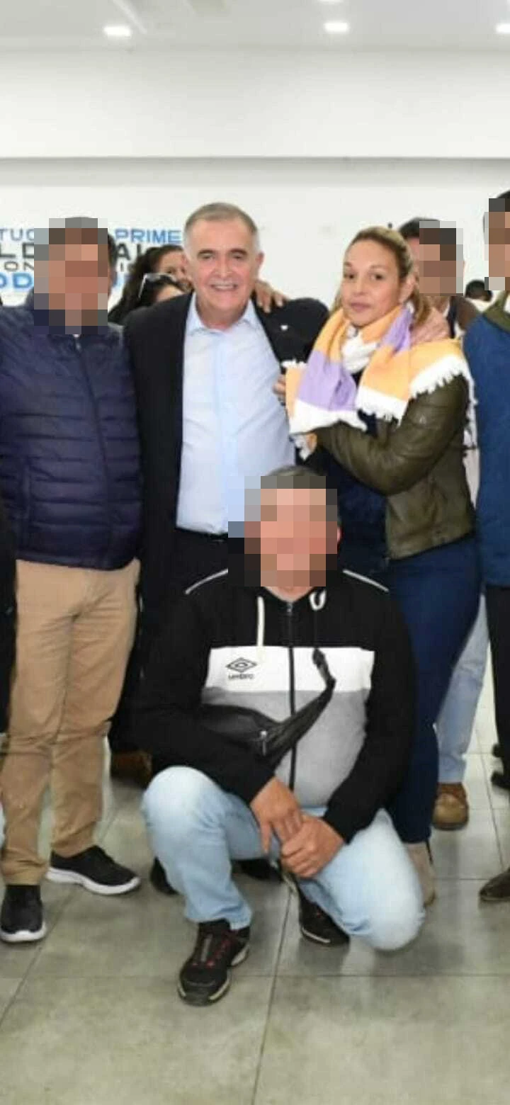 Qué hay detrás del hurto del celular del gobernador Jaldo