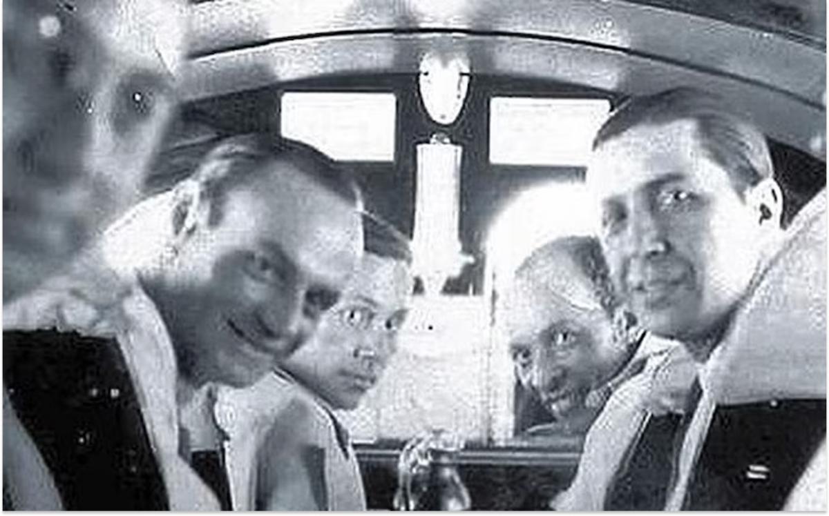 Foto tomada entre los músicos en el avión minutos antes de perder la vida