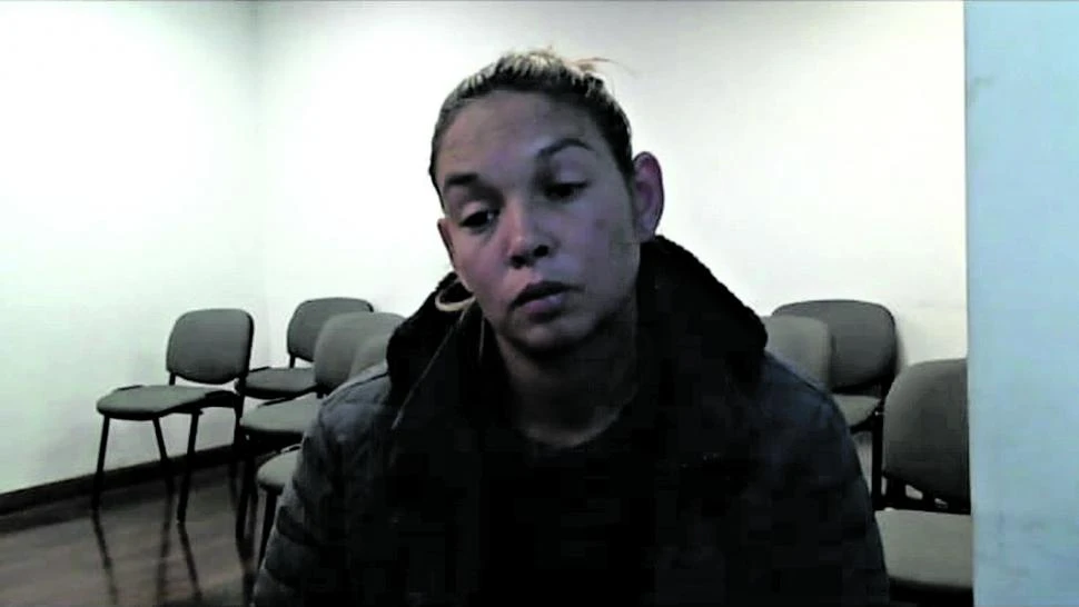 EN SILENCIO. “Pampita” Carrizo habría asegurado que le habrían entregado el móvil, pero no dijo quién.